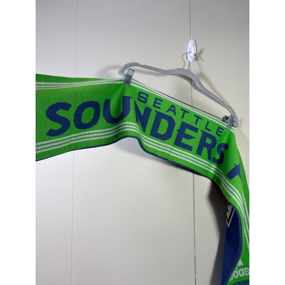 Seattle Sounders FC Soccer Scarf SportsScarf Green Blue Knit Fringed MLS England